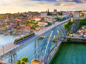 Immagine per lisbona porto valle del duoro