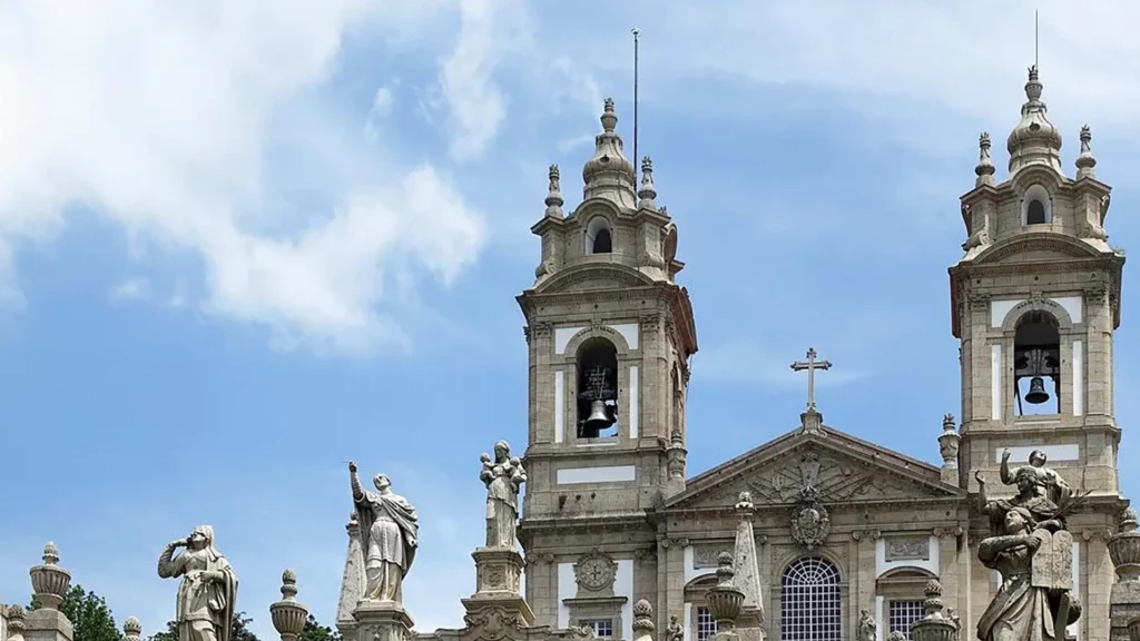 Meraviglie del Portogallo: Epifania tra Castelli e Borghi