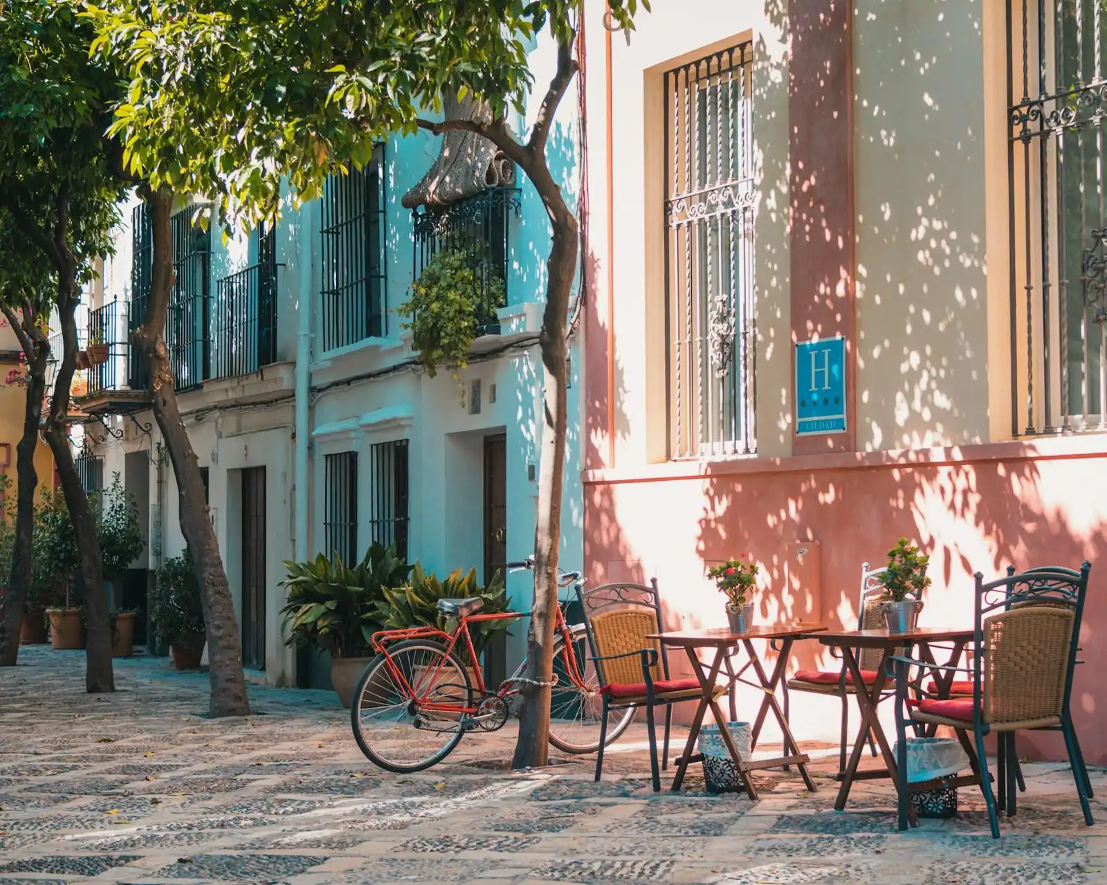 Immagine per I colori dell’Andalusia, patria di Pablo Picasso.